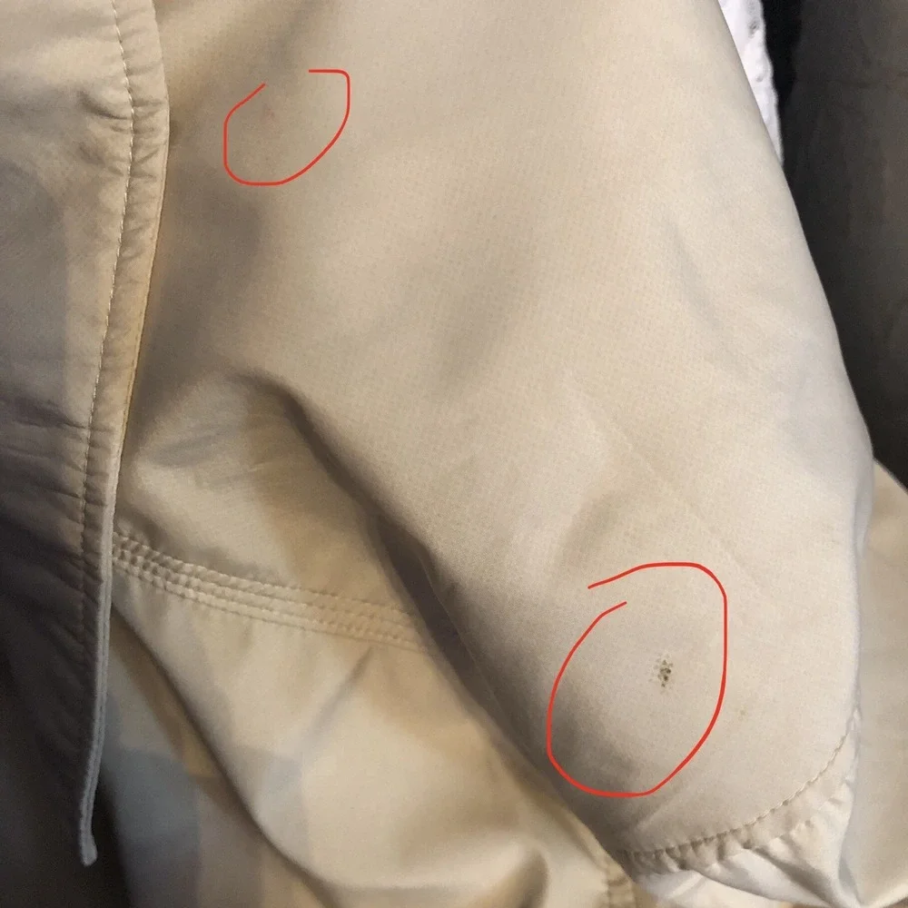 Cezani Mens Windbreaker Jacket Size XL Beige Full Zip Buttons‎ Pockets TINY FLAW